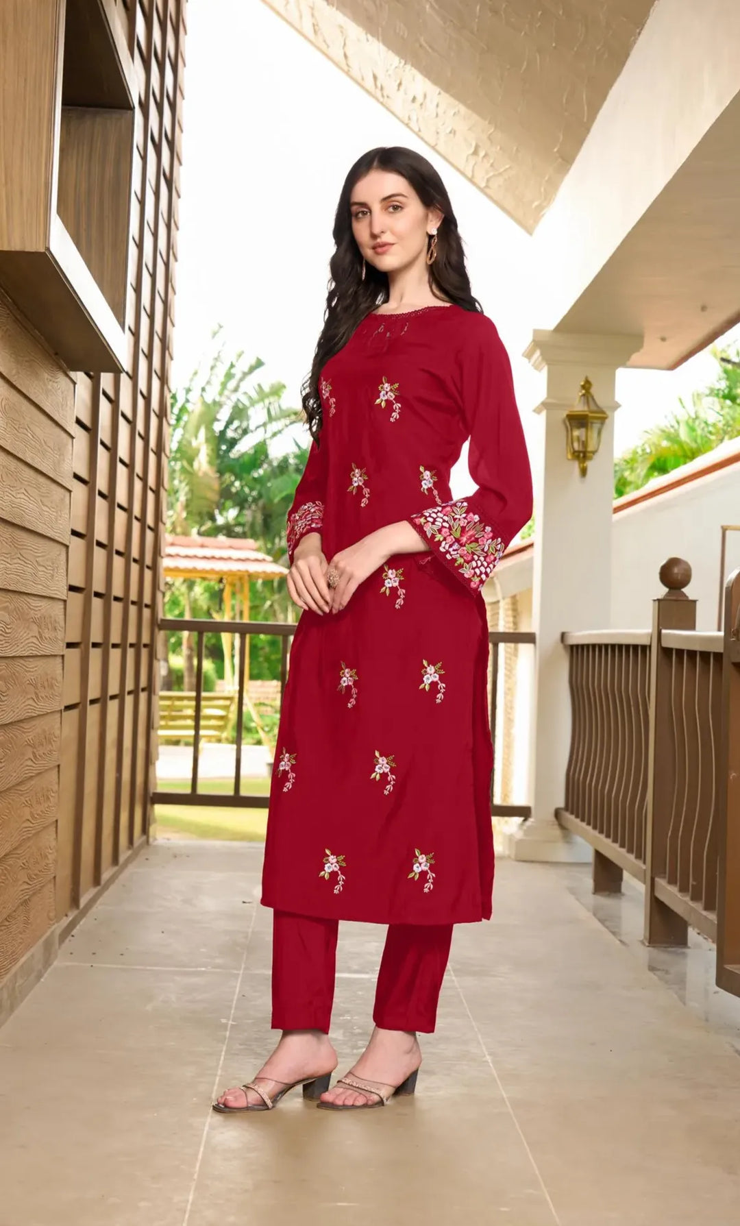 #color_maroon