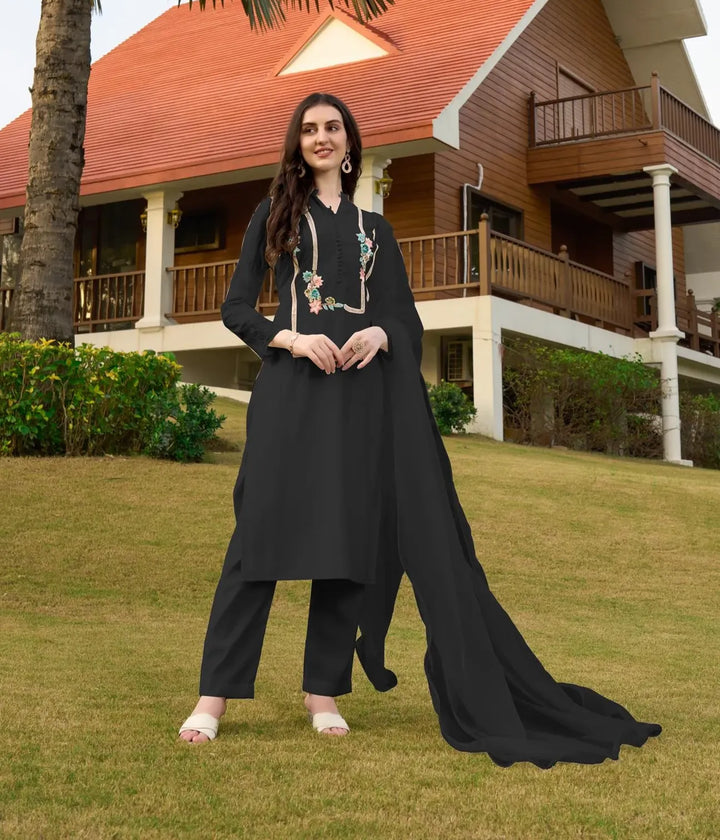 Black Machine Embroidery Art Silk Straight Suit