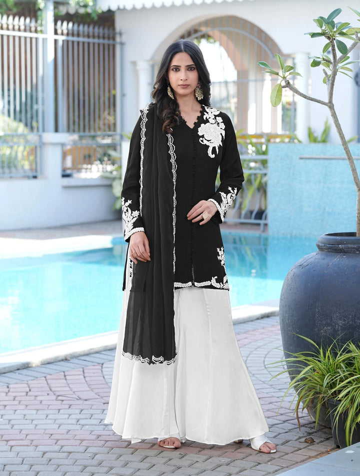 Black Hand Embroidery Modal Silk Straight Suit